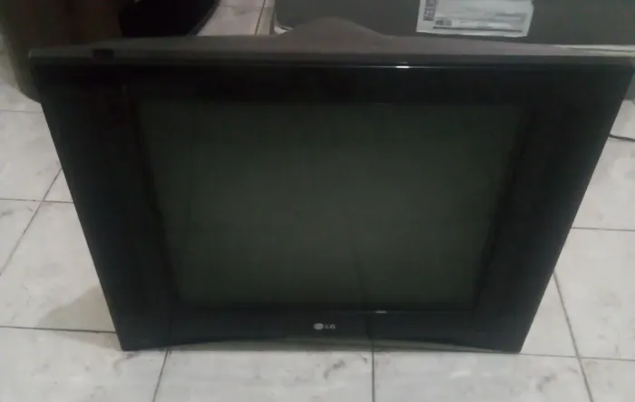 TV (Tubo) LG em bom estado