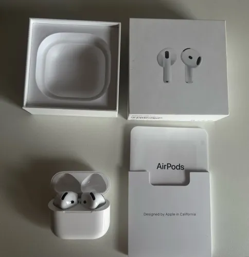 AirPod 4