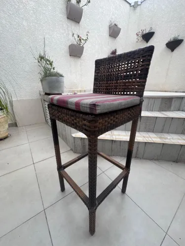 Banqueta de Fibra com almofada