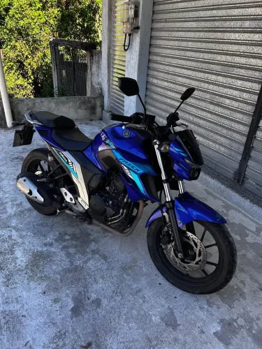 Moto Fazer 250 Fz25