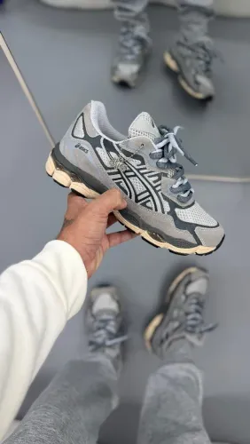 Tênis Masculino Asics Gel - NYC Confortável Mesmo!