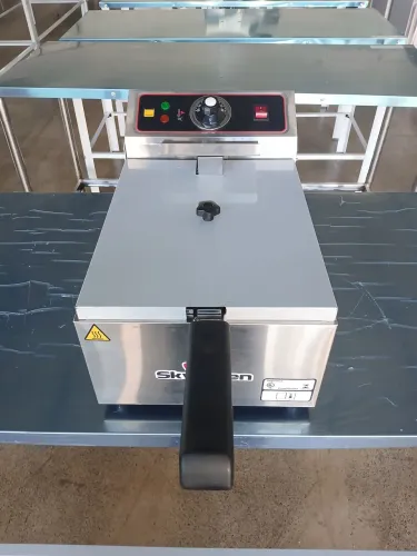 Fritadeira Elétrica Skymsen Inox 1 Cuba 5 Litros 3300W 220V FE-10-N