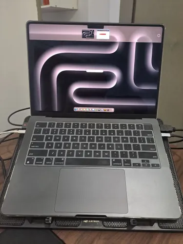 Macbook Pro 14 Apple Pro M4 24 GB SSD 512 GB