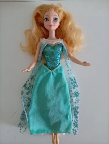 Boneca Elsa Frozen