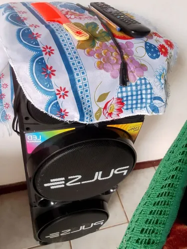 Vendo caixa de som Bluetooth