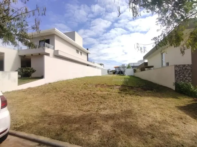 Terreno à venda no Condomínio Parque Faber Castell I em São Carlos: oportunidade única!