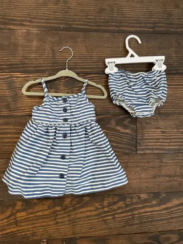 Vestido bebê Ralph Lauren com tapa fraldas