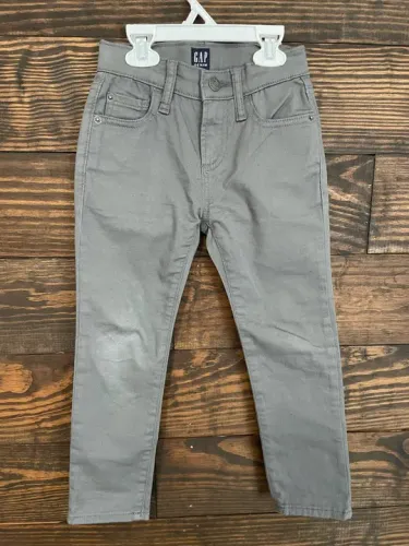 Calça infantil cinza GAP