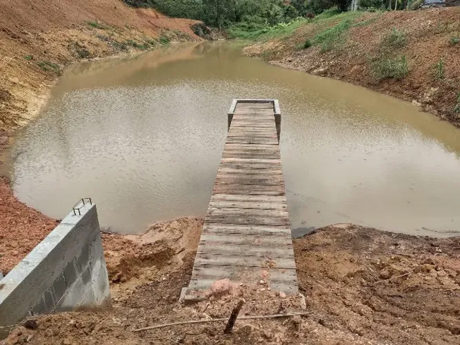 OPORTUNIDADE!!! Vendo / Troco Sítio com grande represa em Santa Maria de Jetibá