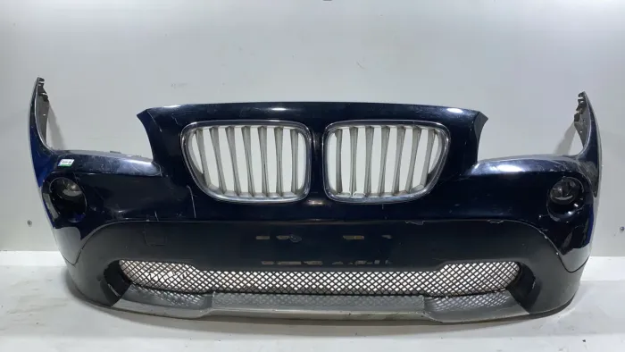 Pára-choque BMW X1 2012 DETALHE ( PARA RECUPERAR)
