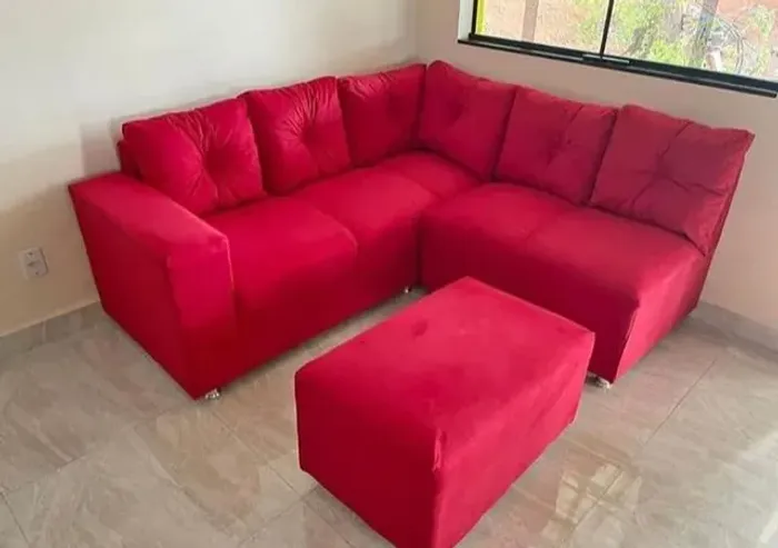 Sofá de canto com puf - 1050
