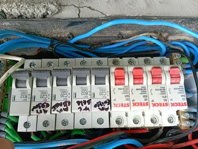 ELETRICISTA 