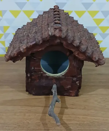 Casinha de passarinho artesanal feito à mão