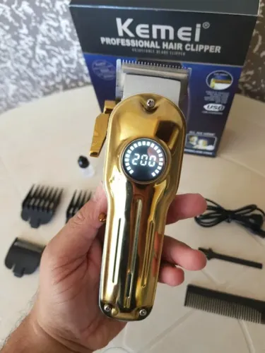 Maquina De Cortar Cabelo Profissional Kemei Gold
