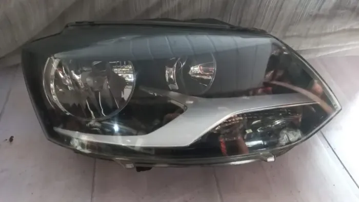 farol FAROL  DIREITO Volkswagen foxFOX 2011 2012 2013 2014 