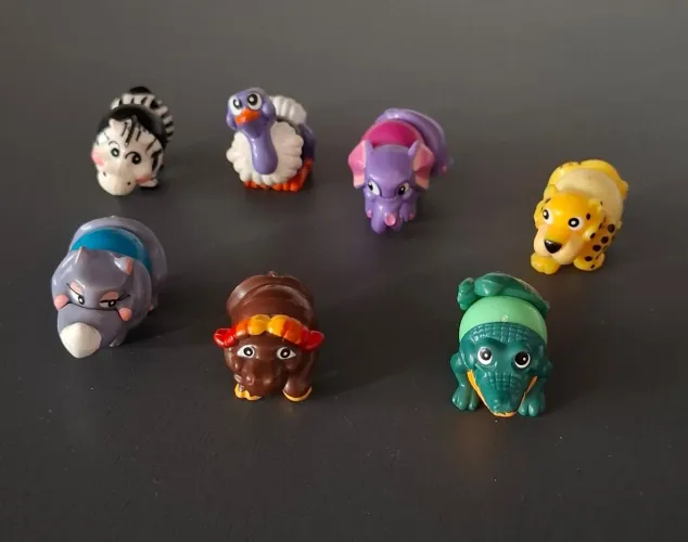 Coleção bicho bola kinder ovo