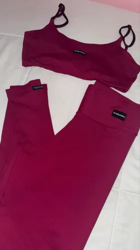 Conjunto legging e top La Squadra 
