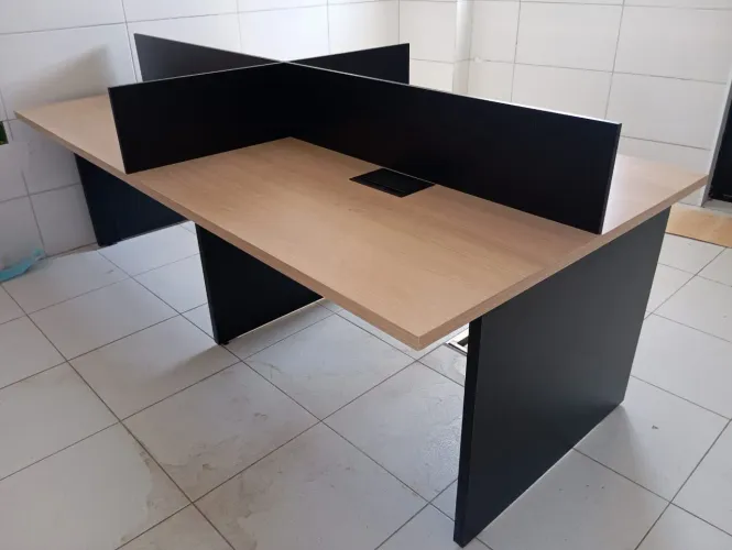 MOVEIS DE ESCRITÓRIO PLATAFORMA DE TRABALHO RETA 4 POSIÇÕES NOVA***LEIA A DESCRIÇÃO***