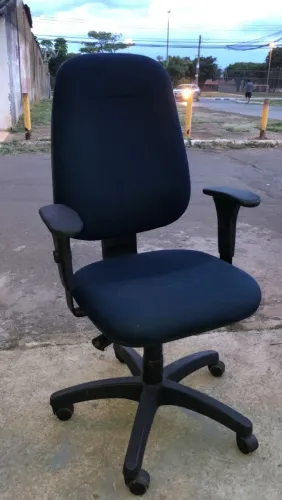 Cadeira  giratoria presidente flex form 