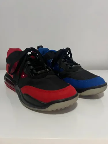 Tênis Jordan Air Max 200 Paris Saint-Germain tamanho 41