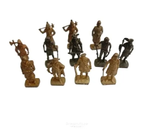 Coleção miniaturas soldadinhos de chumbo Kinder Ovo anos 90