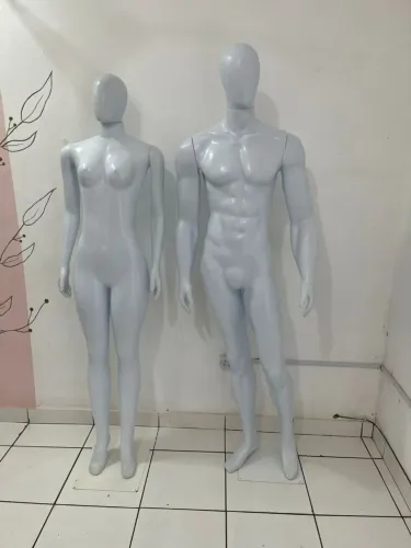 Itens para loja de roupa