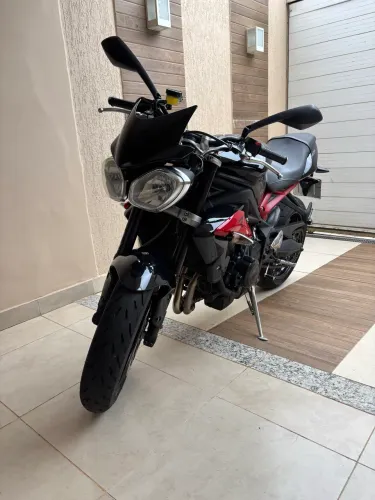 Triunph 675R  street triple muito nova 