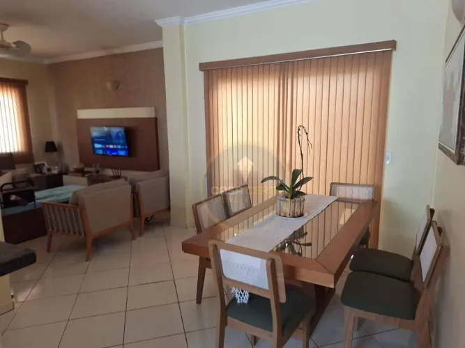 Casa com 3 dormitórios à venda, 141 m² por R$ 510.000 - Olinda - Uberaba/MG