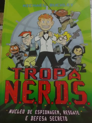 Kit 3 Livro: Tropa dos Nerds, A Onça e o Monstro e Consulta no médico 