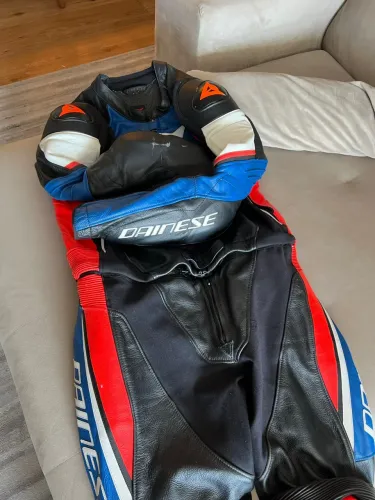 Macacão Daianese Laguna seca Tam 56 Troco por Jaqueta mesmo valor!
