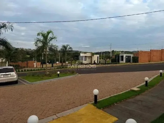 Terreno 352,55m² em Terras de Sant'Ana