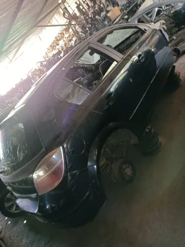 Vectra GT retirada peças sucata
