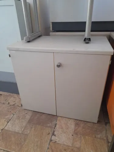 Armários baixo 2 portas Usado