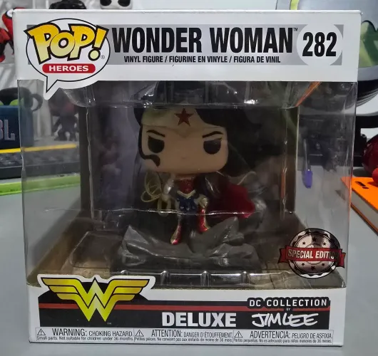 Funko Pop! Wonder Woman #282