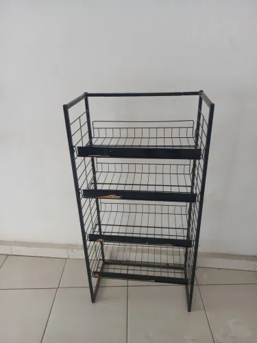 Expositor 1.20 X 0.69 novo