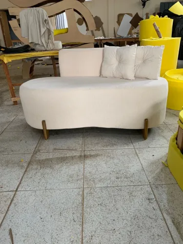Sofá orgânico ideal para decorar seu ambiente