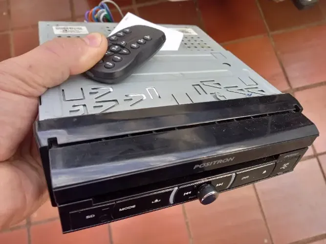 Dvd Positron Retrátil Automotivo 7 polegadas