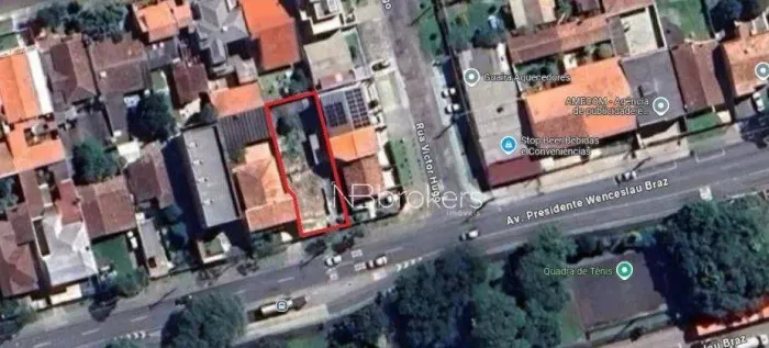 EM LOCALIZAÇÃO ESTRATÉGICA: 384m² PARA CONSTRUIR, INVESTIR E VALORIZAR!
