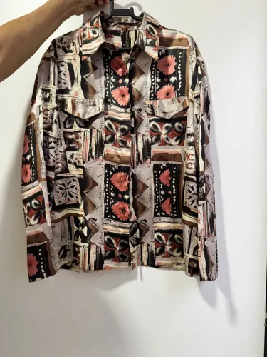 Camisa estampada vintage