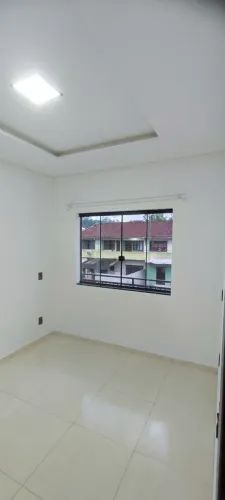 Aluga-se kitnet no Comasa