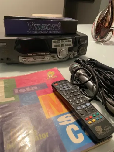 Videoke Raf VMP 3700 - Diversão garantida para toda a família