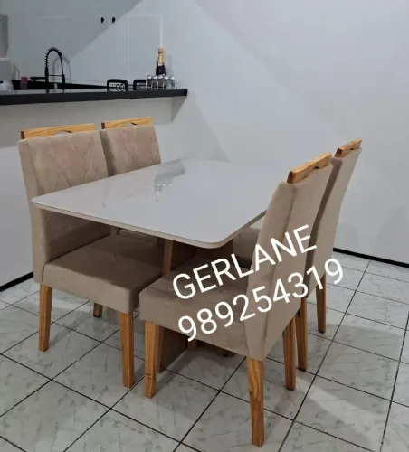 Mesa de Jantar de 4,6,8 lugares