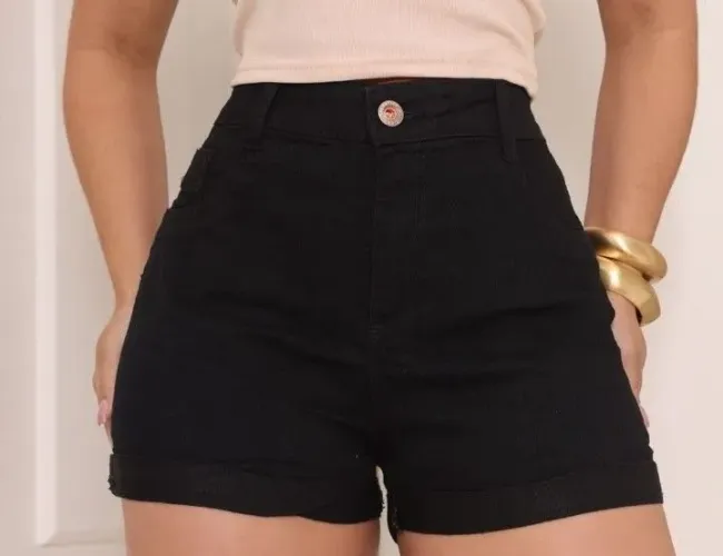 Short jeans feminino