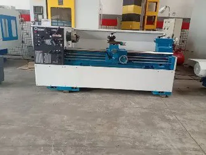 TORNO MECÂNICO ROMI  515 X 1500 MM
