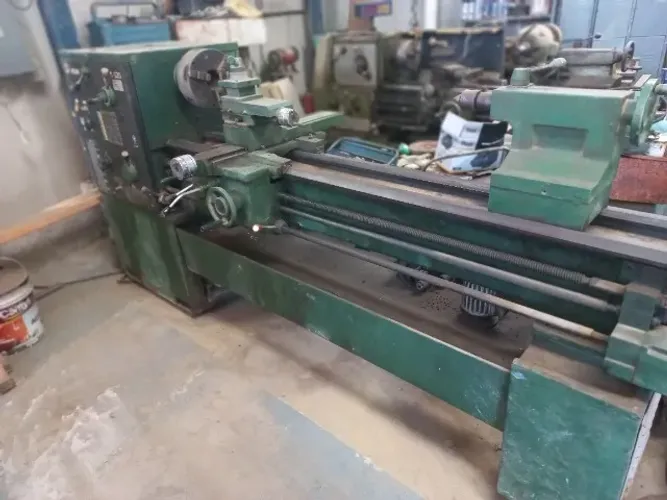 Torno mecânico S520