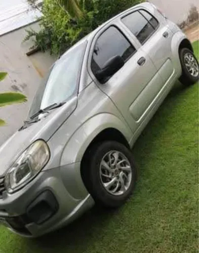 Fiat Uno Attractive 1.0 EVO Fire Flex 8V 5P 2021