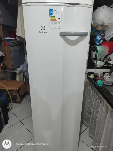 Freezer vertical Eletrolux 