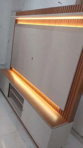 Rack com painel de TV 
