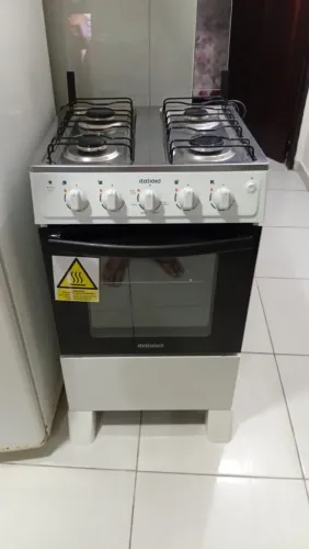 Vende-se um fogão