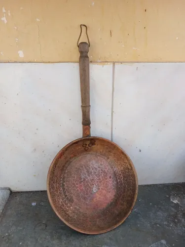 Conjunto de tacho, cobre batido, antigo